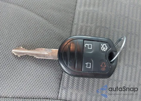 2012 Ford Fusion S z USA, uszkodzony, nr VIN 3FAHP0GA8CR133757